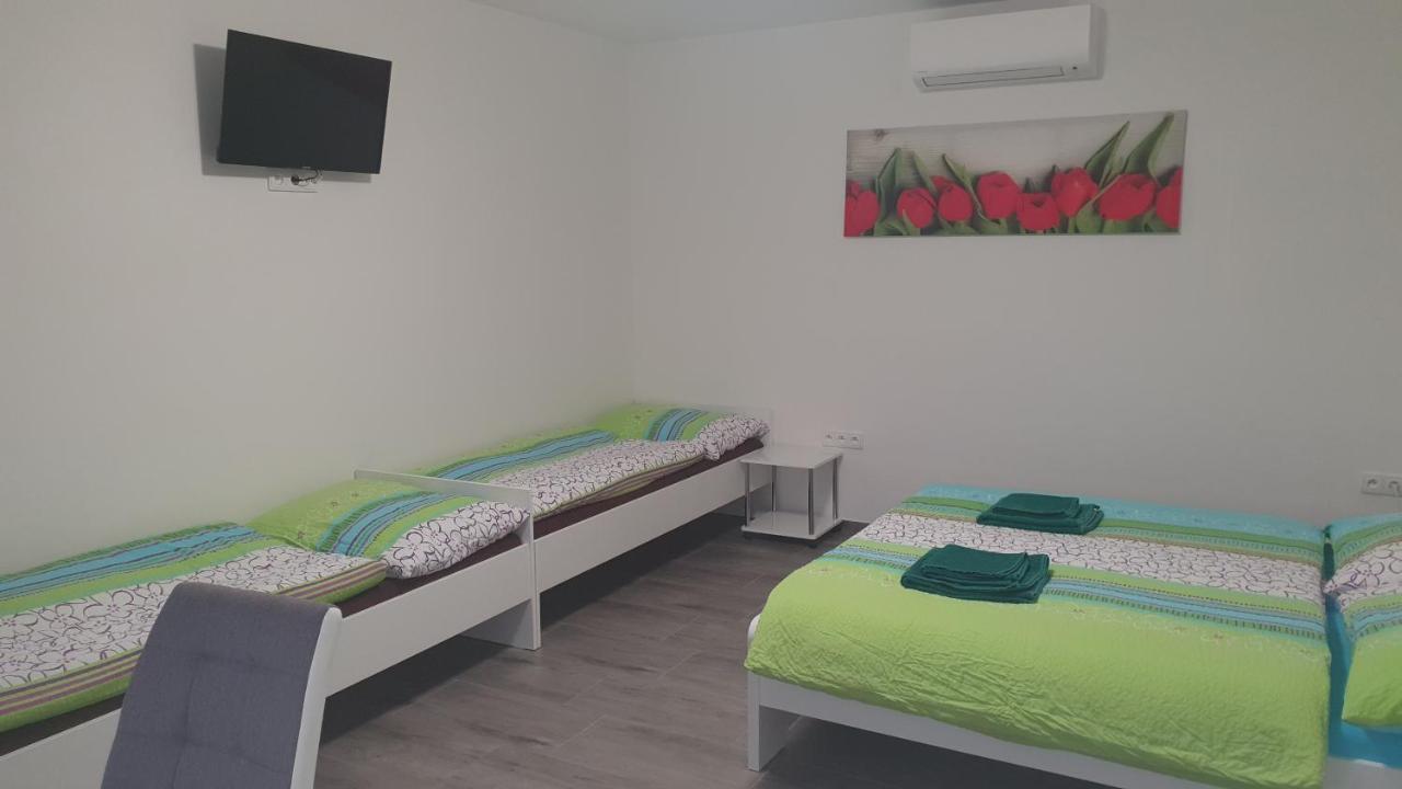 U Marty S Terasou Apartament